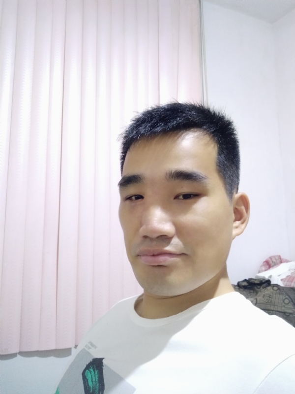 大男孩的第一张照片--漳浦婚介网