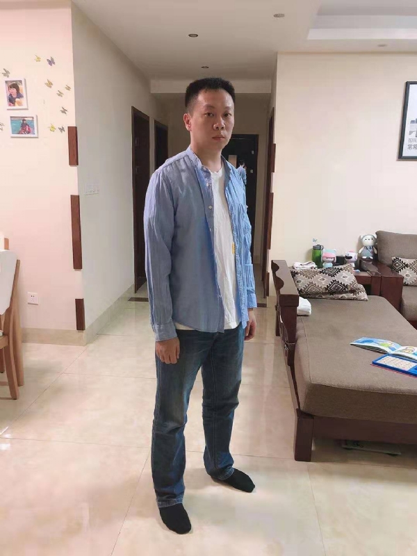 以勒的第一张照片--漳浦婚介网