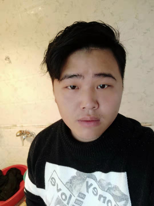 小李的第一张照片--漳浦婚介网
