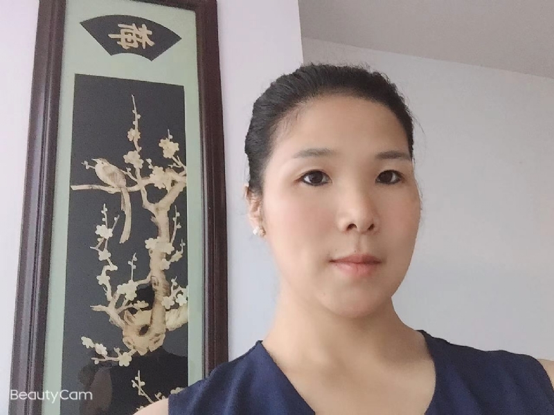 微笑的第一张照片--漳浦婚介网