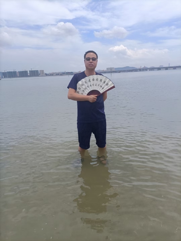 浪迹天涯的第一张照片--漳浦婚介网