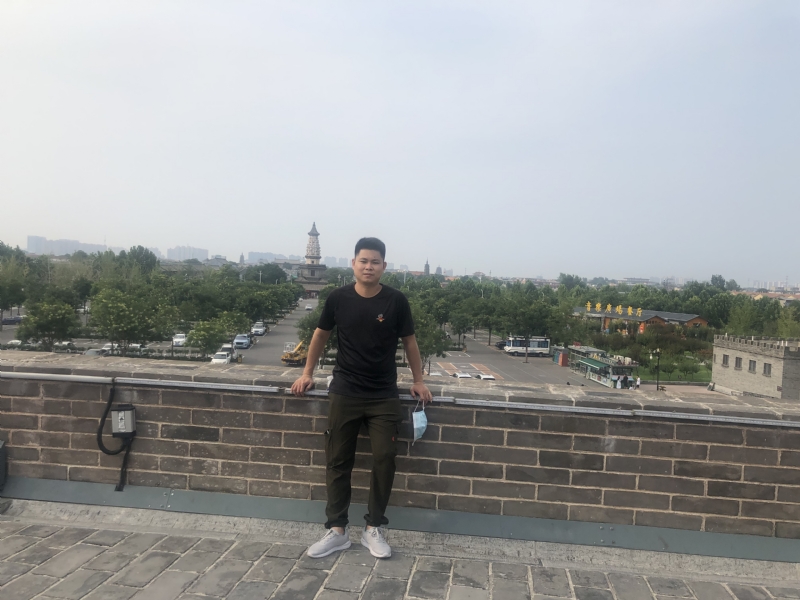 123.向左向右的第一张照片--漳浦婚介网