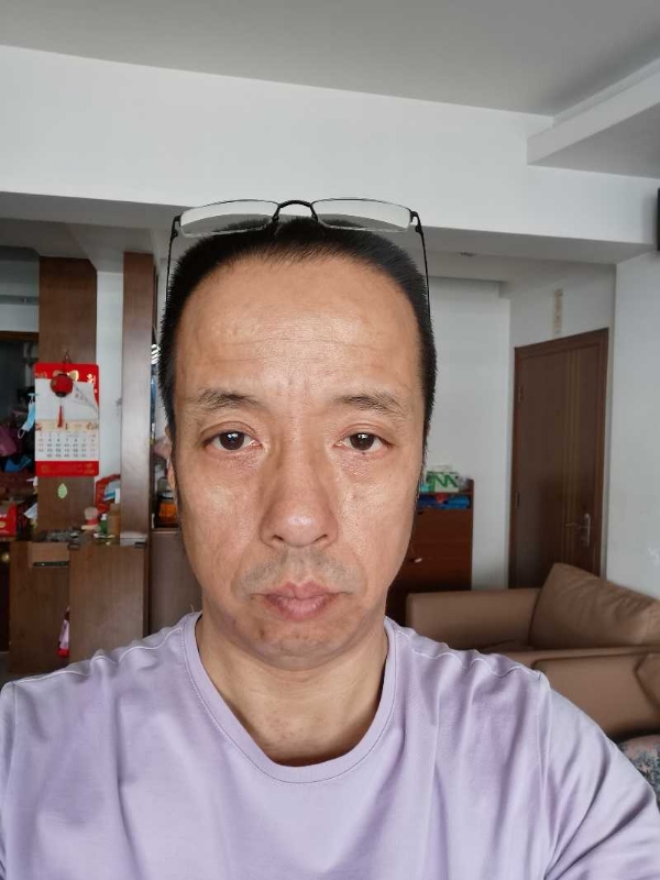 萨博的第一张照片--漳浦婚介网