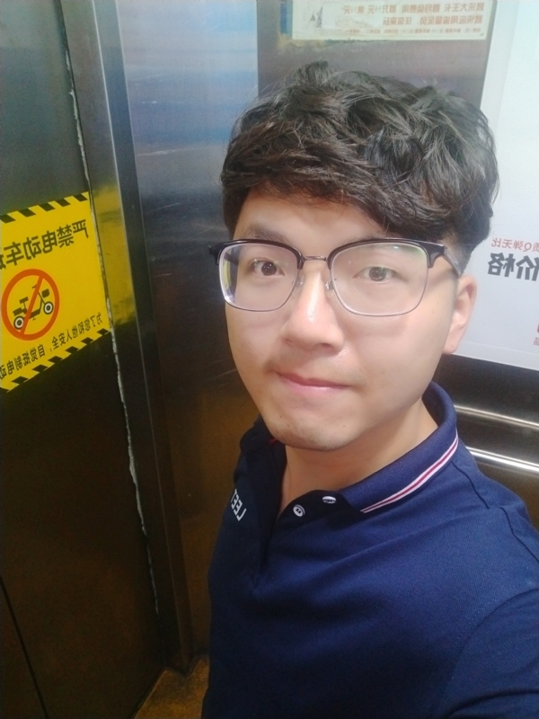 H先生的第二张照片--漳浦婚介网