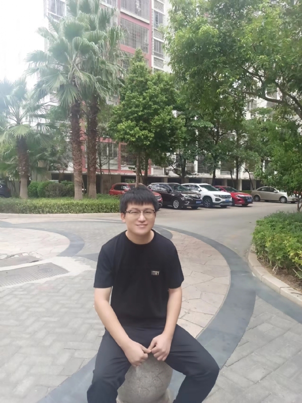 等闲的第三张照片--漳浦婚介网