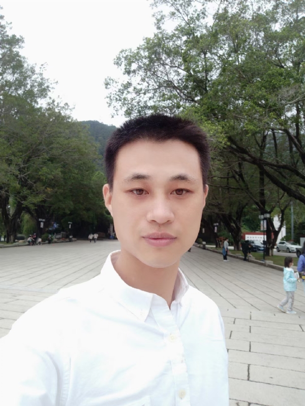 xu的第一张照片--漳浦婚介网