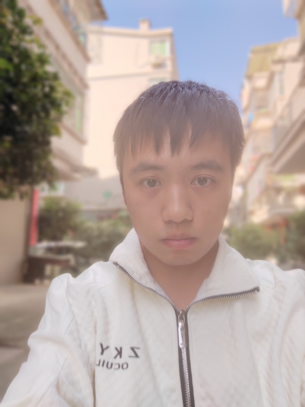 温柔的第一张照片--漳浦婚介网